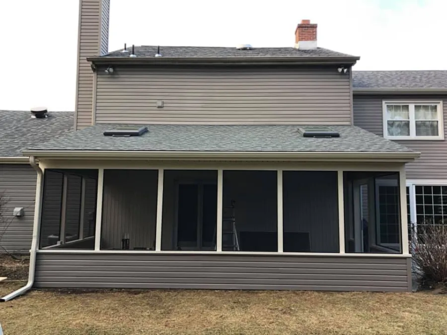 new addition screened porch side after2