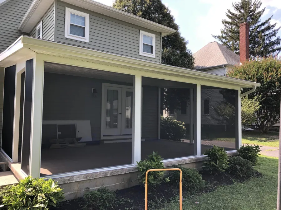 new screened in porch after1