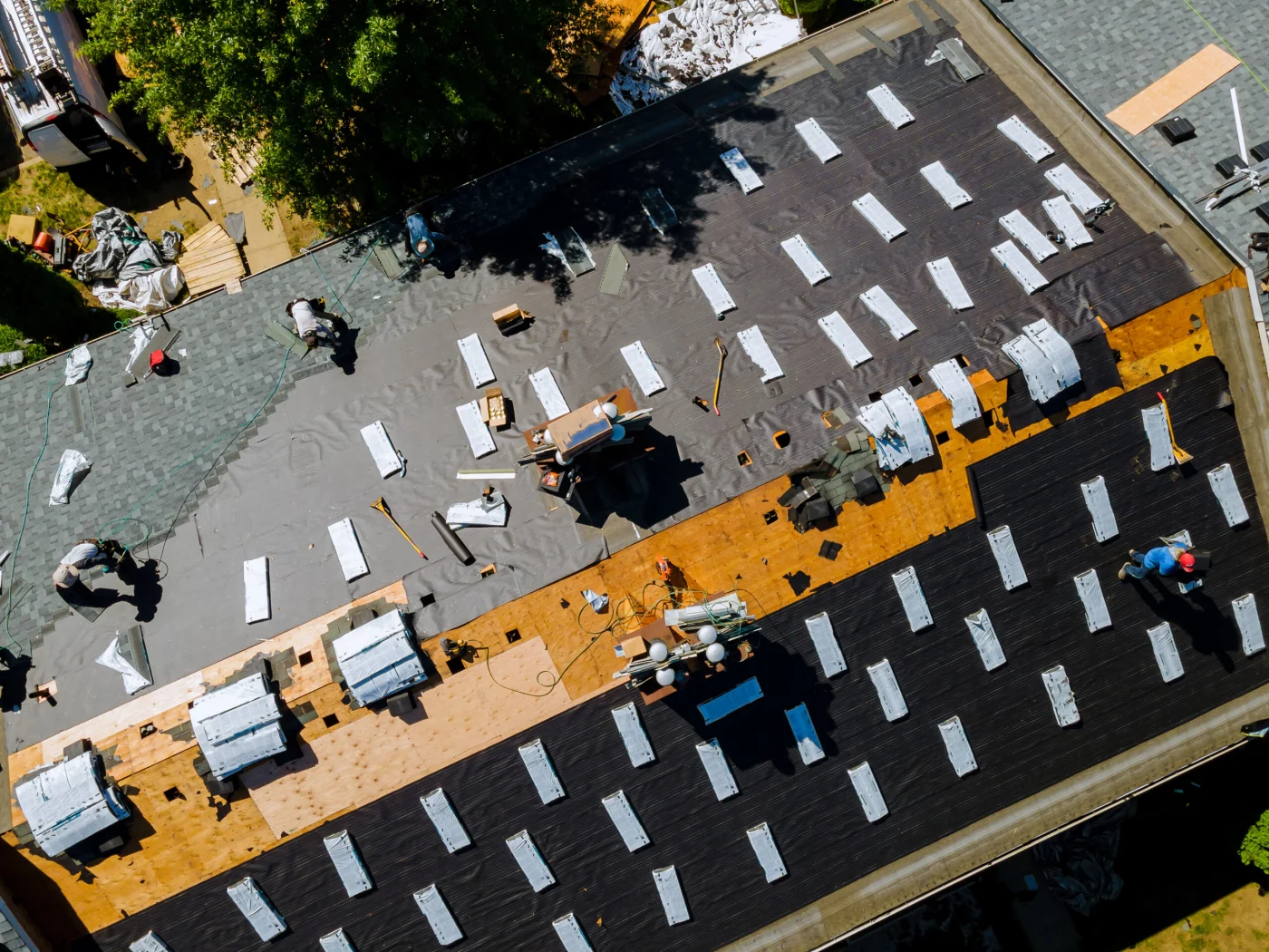 Residental Roof Replacement Experts With Ameritech Nj Swedesboro Nj Scaled Contractors Work On A Roof For Residential Roof Replacement With Ameritech Services Of Swedesboro, NJ
