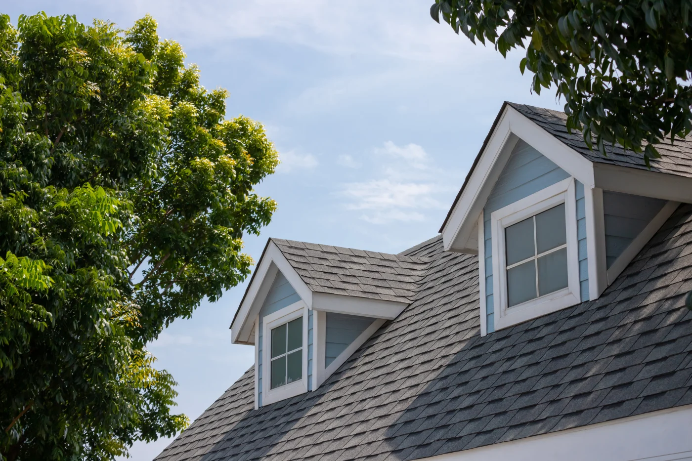 A home in Williamstown, NJ with a new roof
