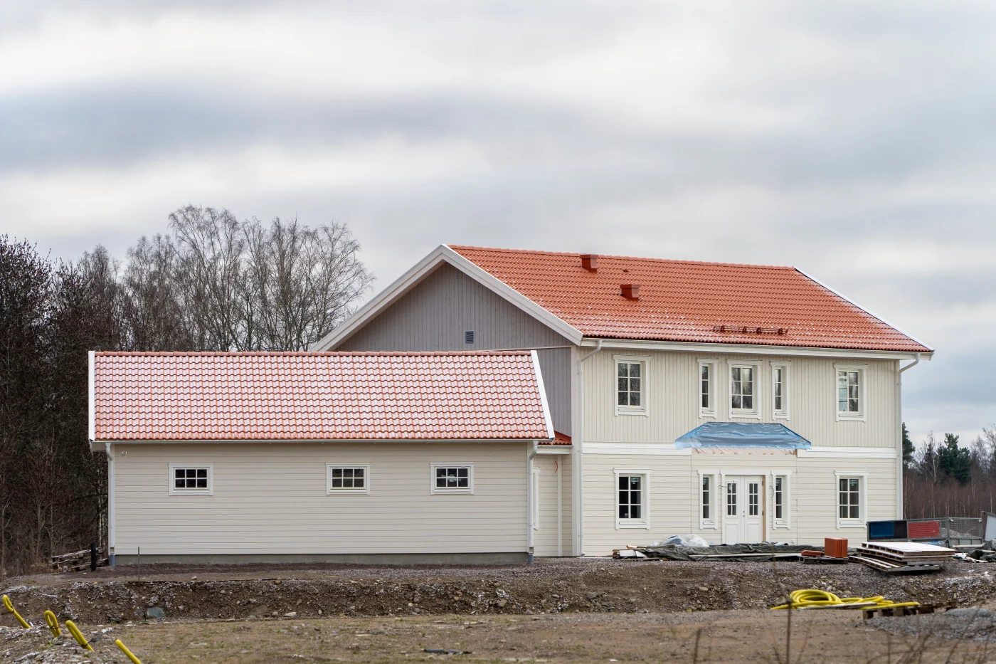 Vinyl CertainTeed siding installed in New Jersey by Ameritech. 